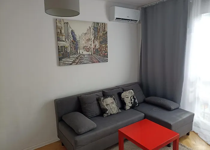 Rondo Onz شقة وارسو